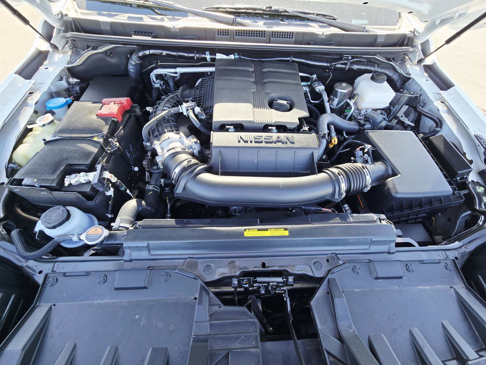 Used 2025 Nissan Frontier PRO-4X w/ Pro Convenience Package AWD/4WD image 18