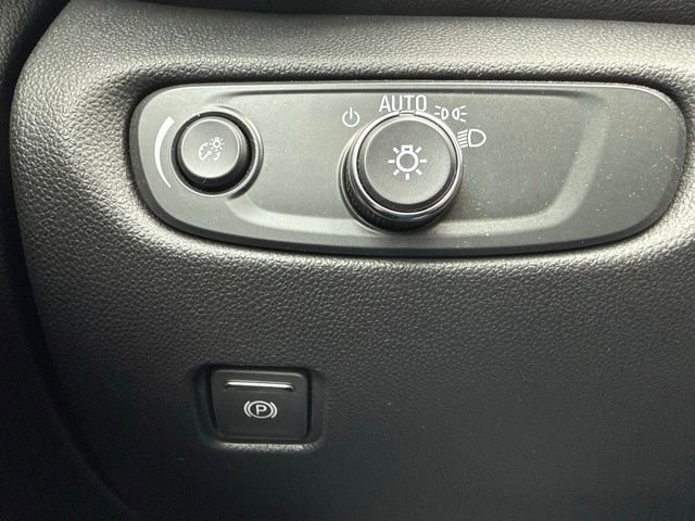 Certified 2024 Chevrolet Blazer LT w/ Convenience Package image 23