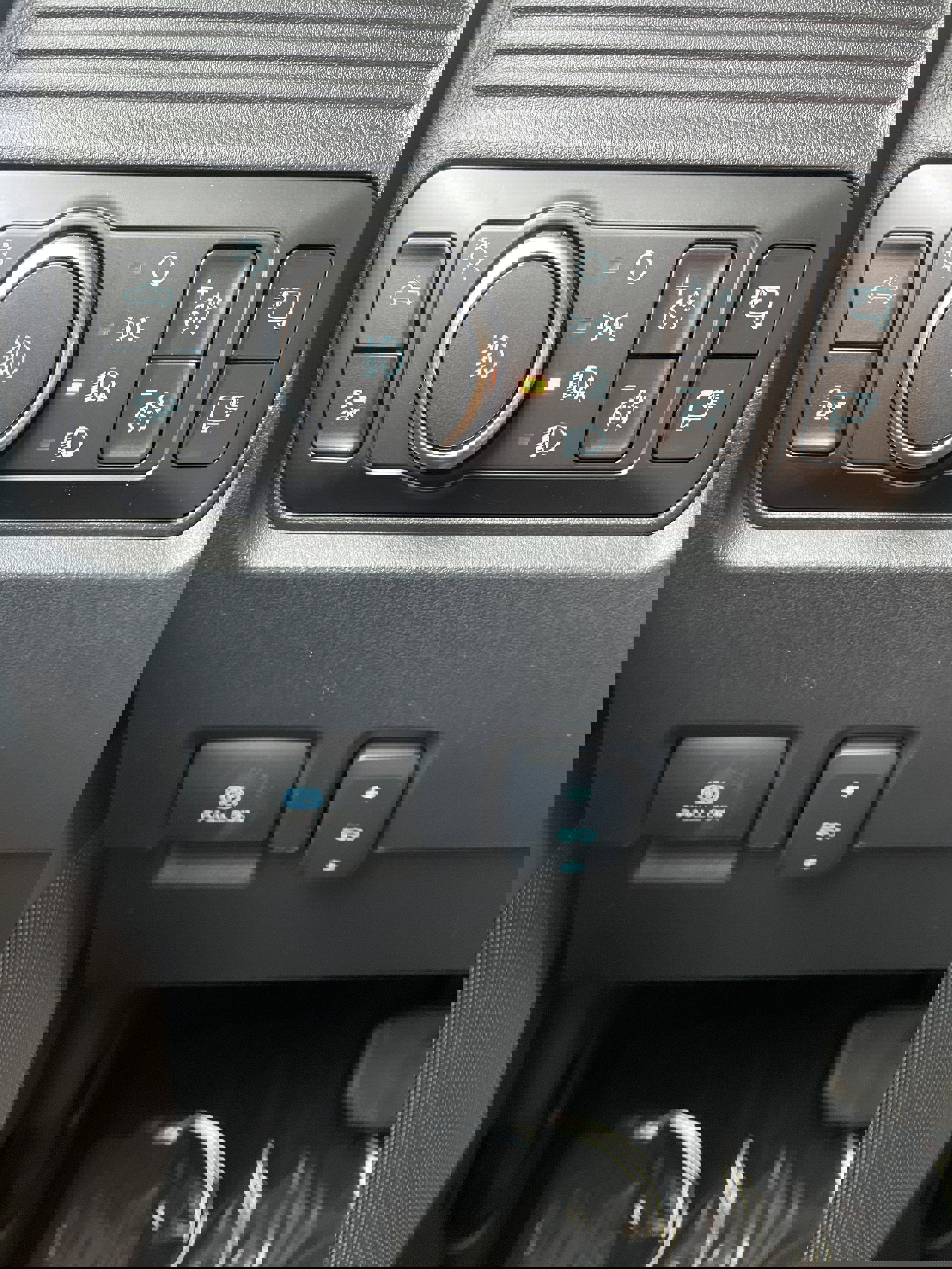 New 2026 Ford F350 Lariat w/ Lariat Ultimate Package image 26