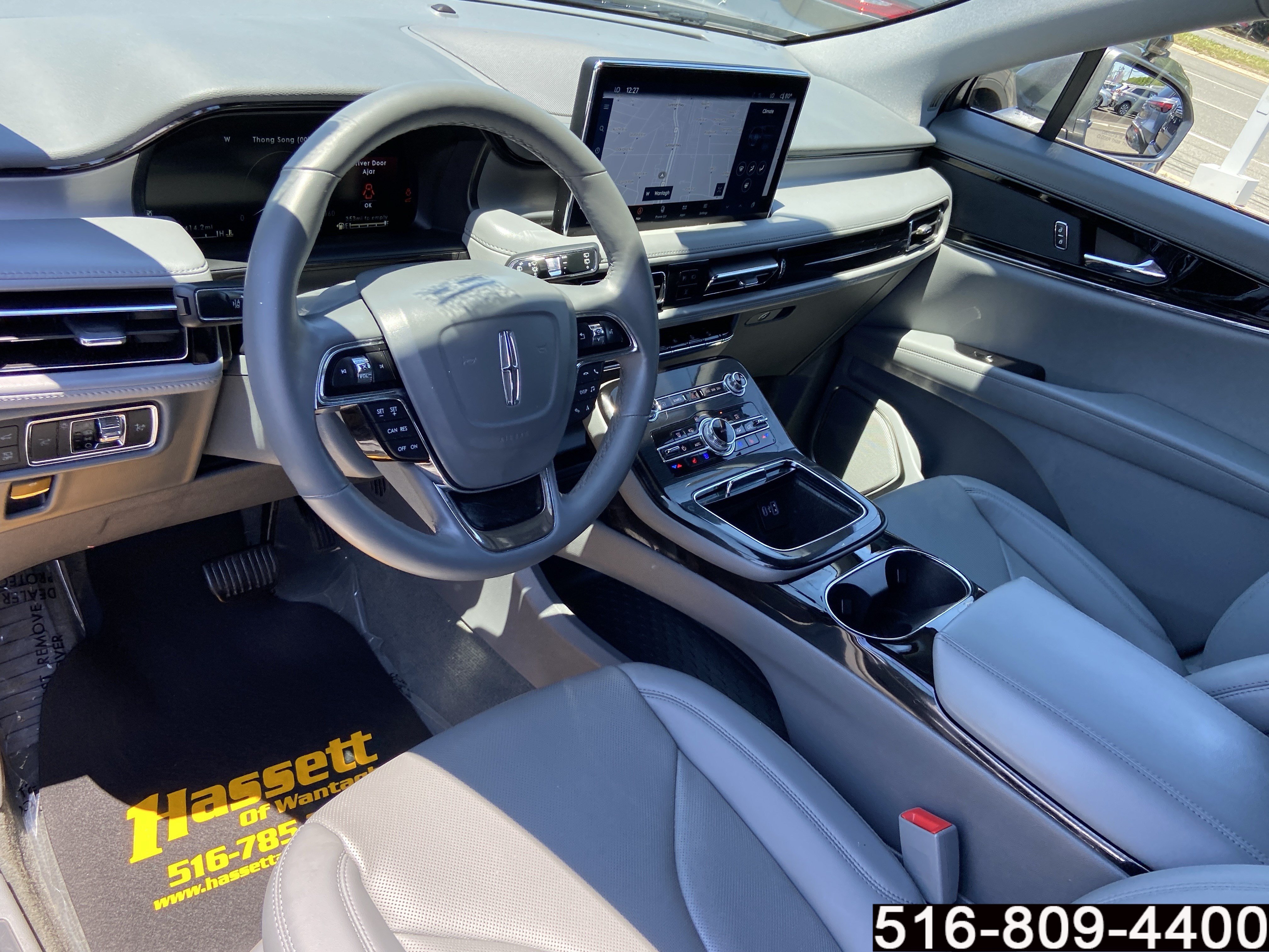 Used 2023 Lincoln Nautilus Reserve AWD/4WD image 23