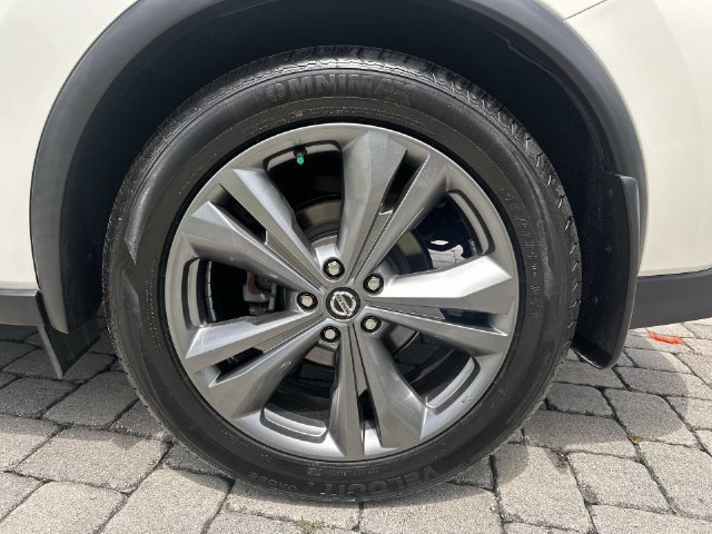 Used 2020 Nissan Murano Platinum FWD image 11