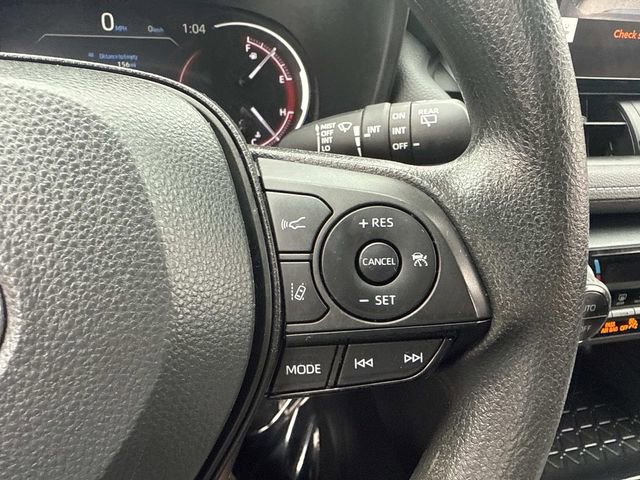 Used 2023 Toyota RAV4 XLE image 29