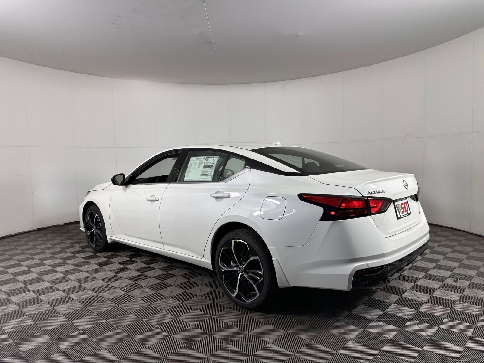 New 2025 Nissan Altima 2.5 SR w/ SR Premium Package image 14