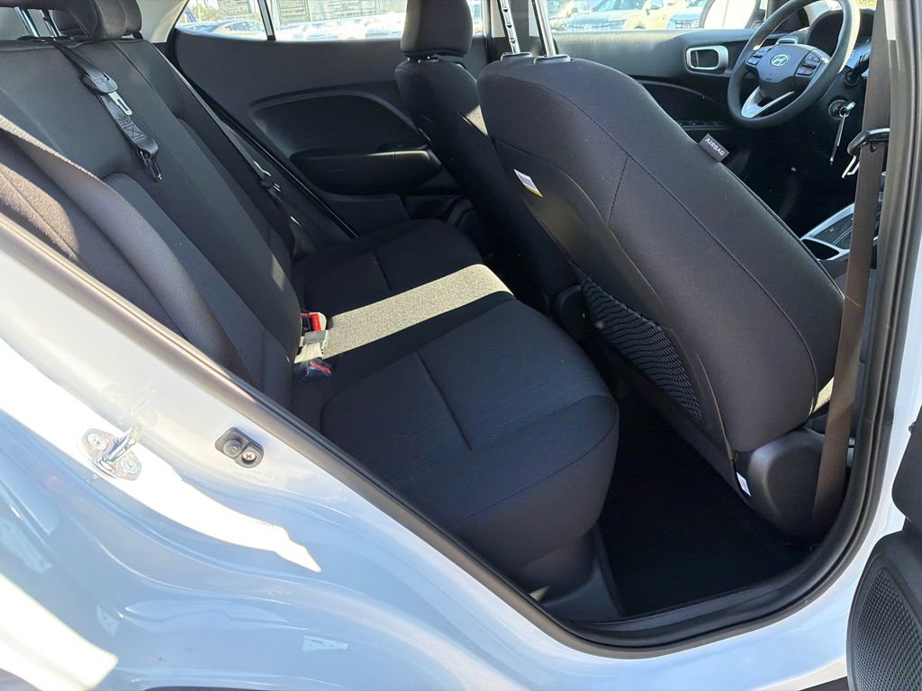 New 2026 Hyundai Venue SE image 15