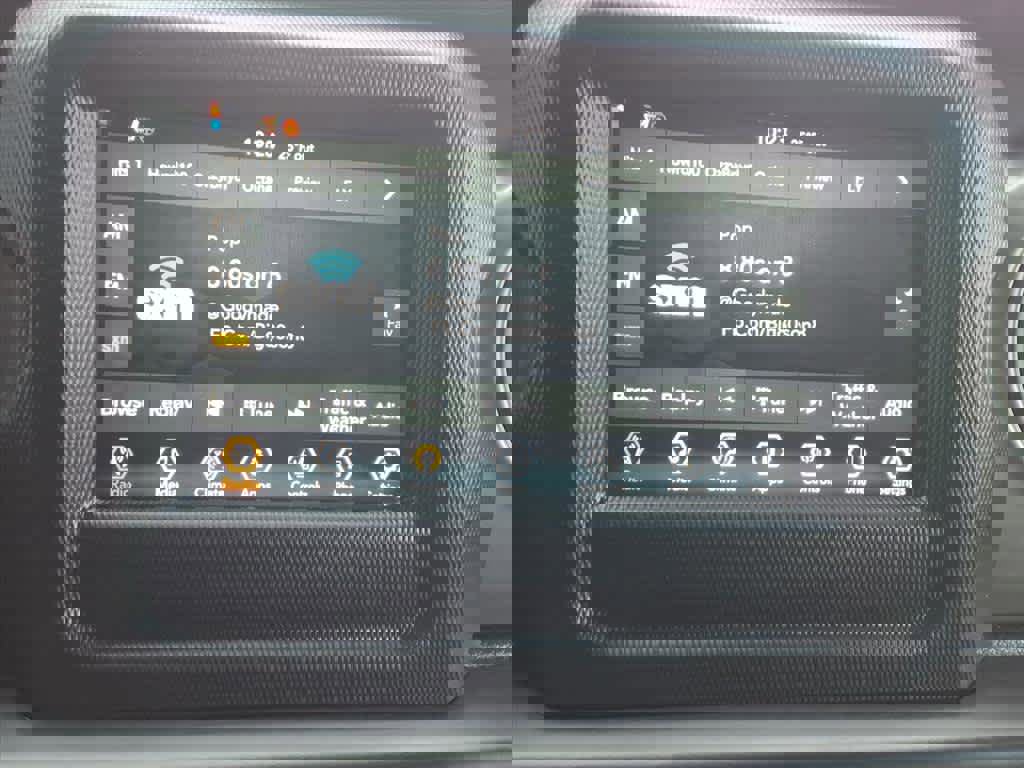 Used 2022 Jeep Gladiator Sport image 16