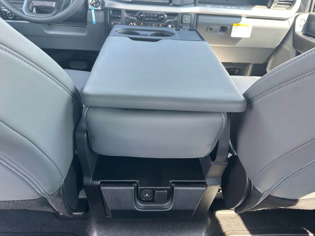 New 2026 Ford F250 XL image 18