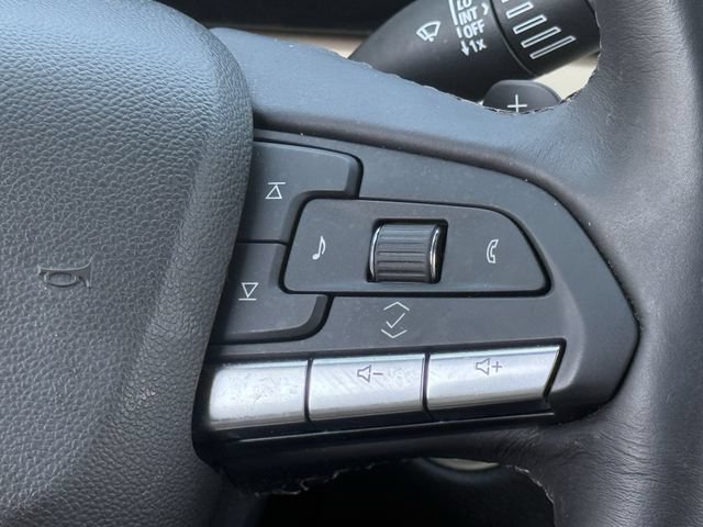 Used 2024 Cadillac XT4 Luxury FWD image 14