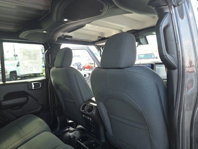 Used 2024 Jeep Gladiator Sport AWD/4WD image 52