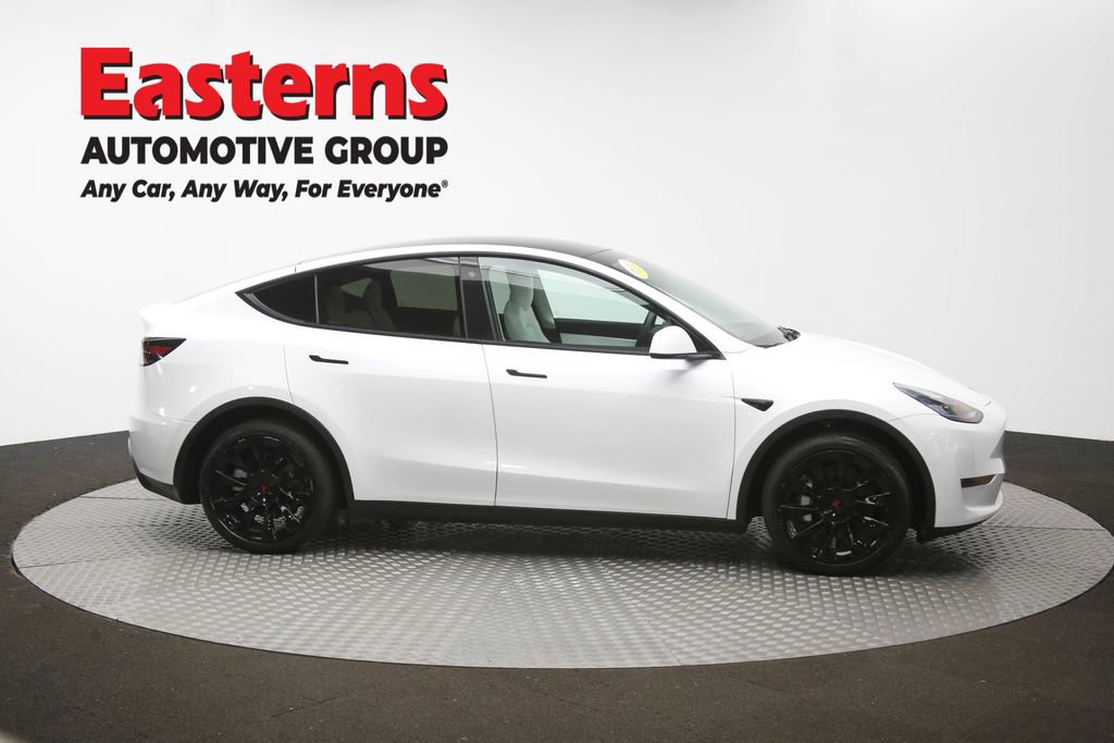Used 2020 Tesla Model Y Long Range image 41