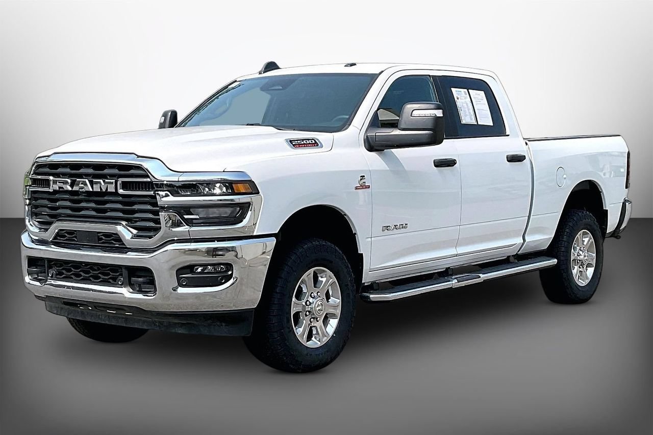 Used 2025 RAM 2500 Big Horn AWD/4WD image 4