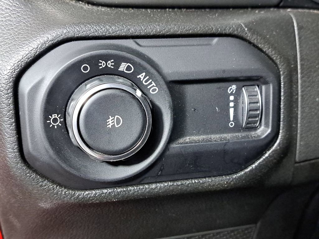 Used 2023 Jeep Wrangler Sport S image 11