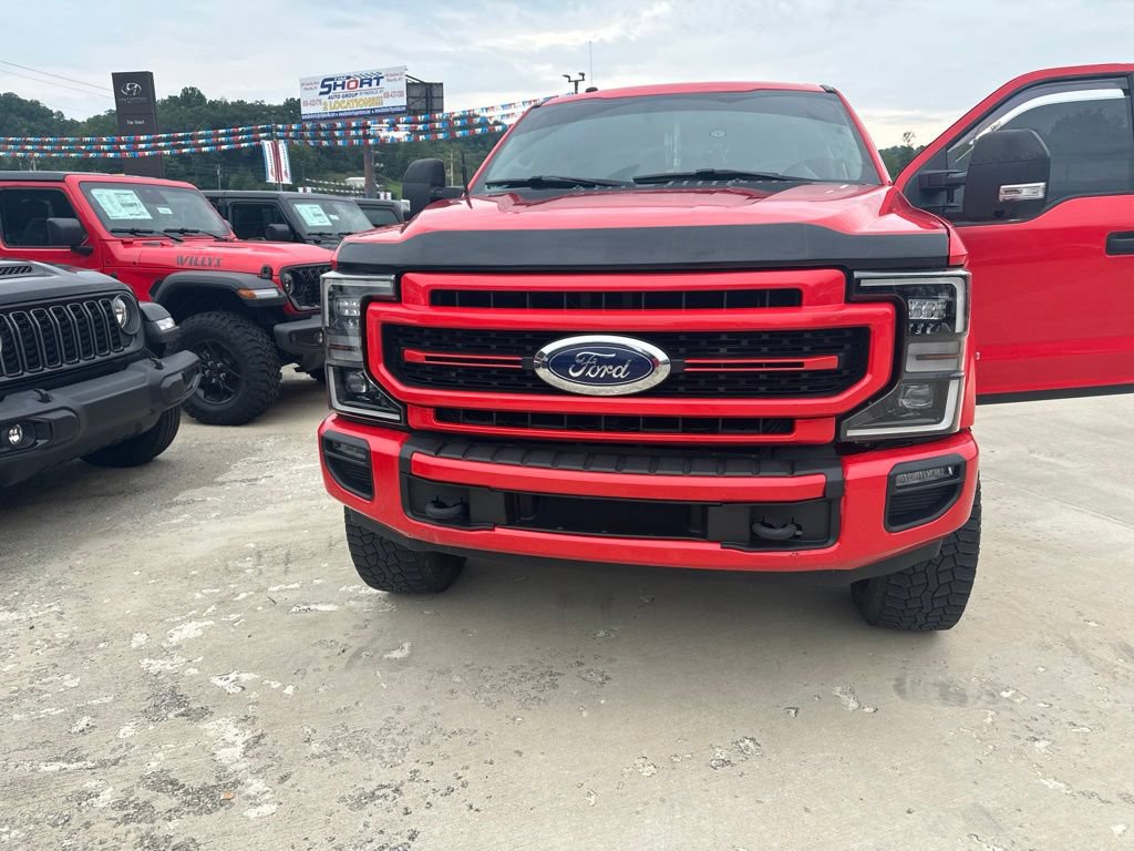Used 2019 Ford F250 XLT w/ FX4 Off-Road Package AWD/4WD image 13
