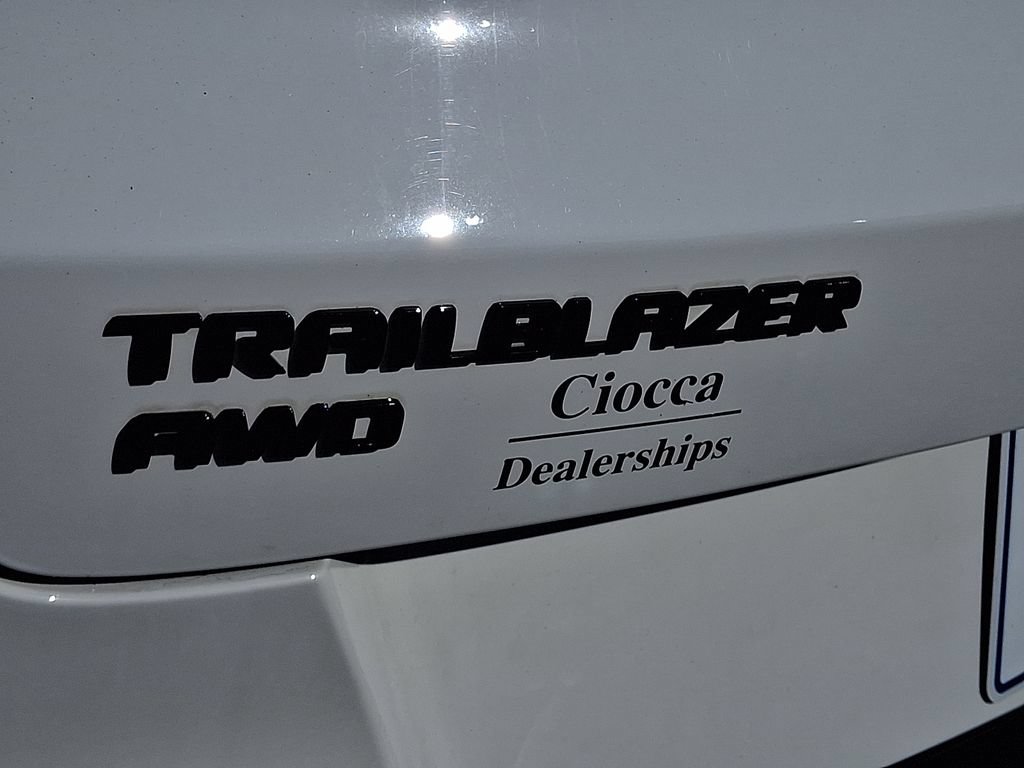 Certified 2023 Chevrolet TrailBlazer RS w/ Convenience Package AWD/4WD image 33