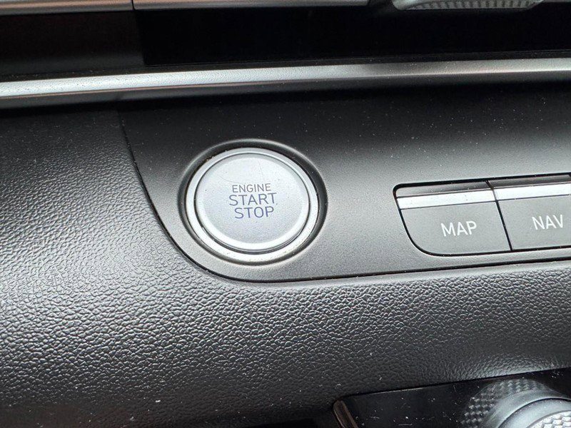 Used 2023 Hyundai Elantra SEL w/ Convenience Package FWD image 22