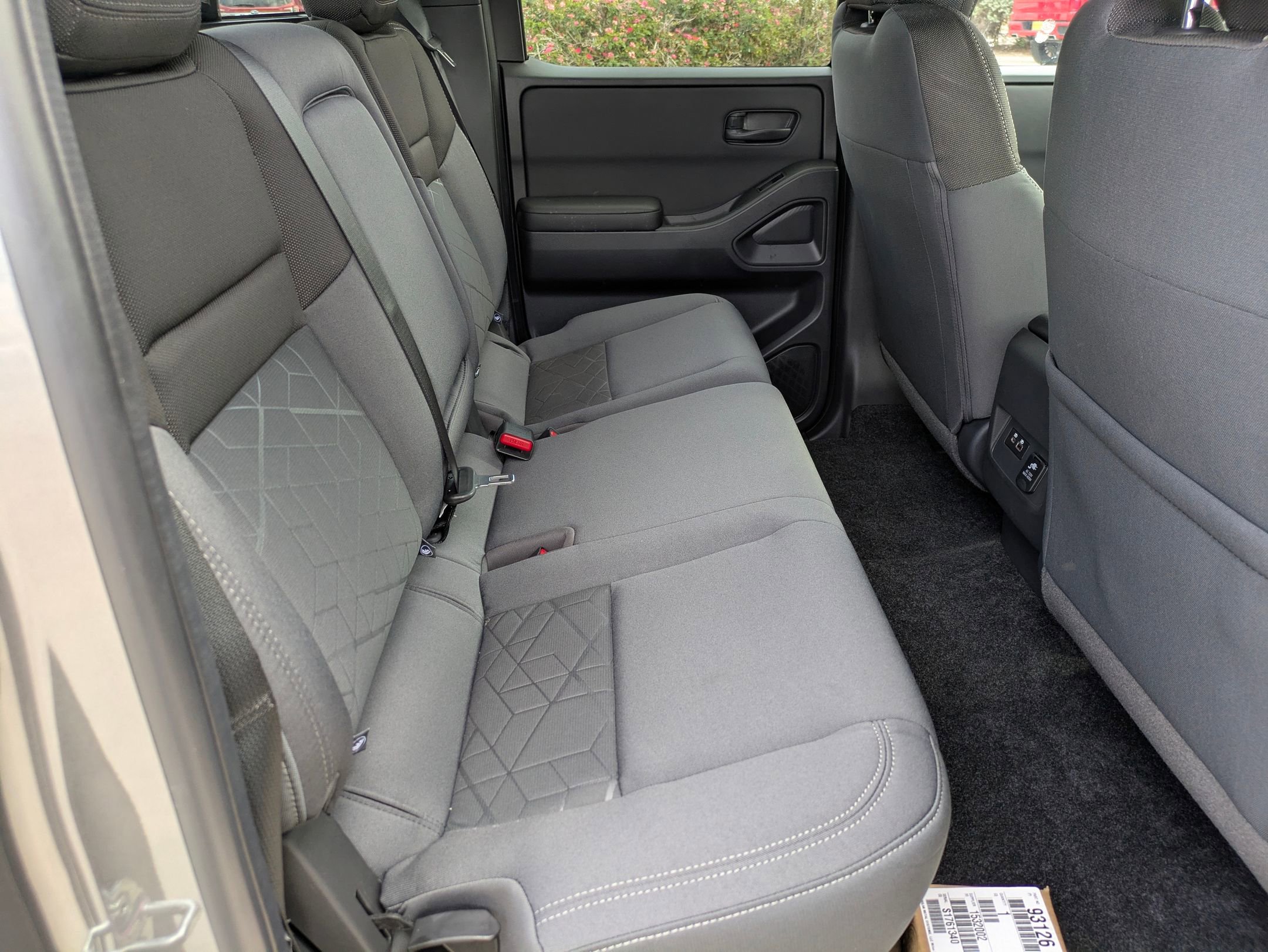 New 2026 Nissan Frontier SV image 18