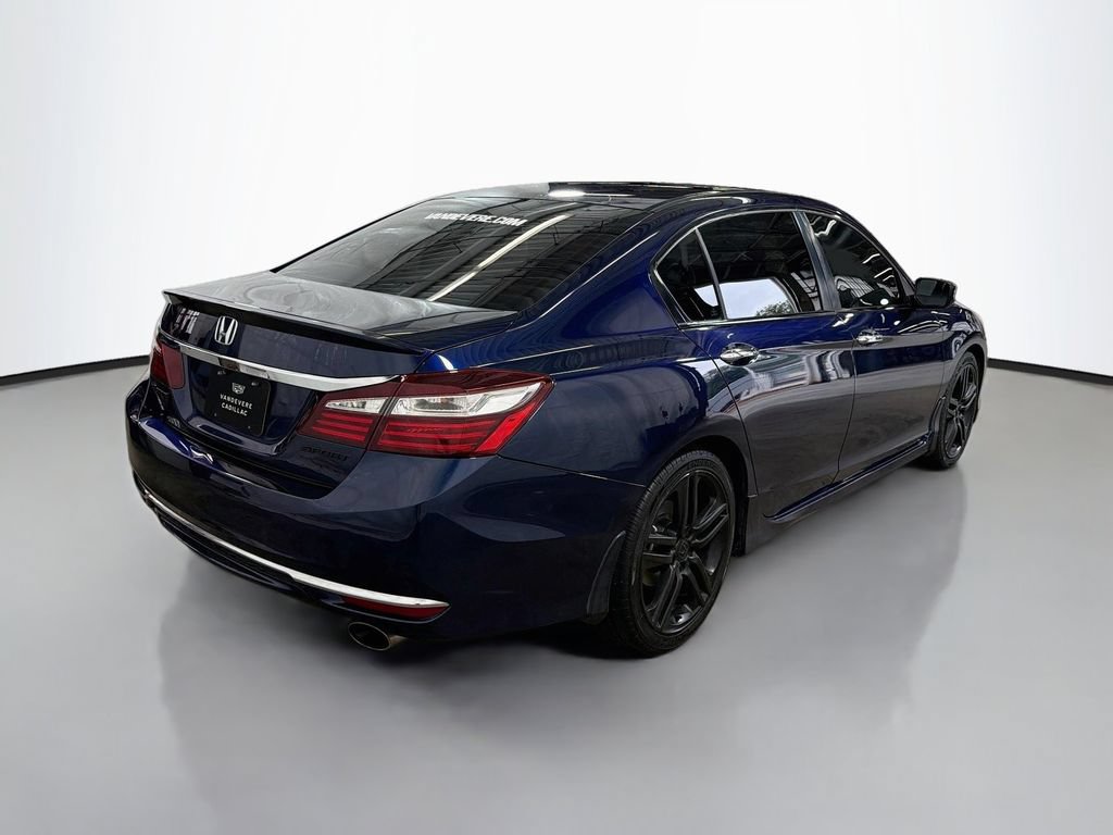 Used 2016 Honda Accord Sport image 9