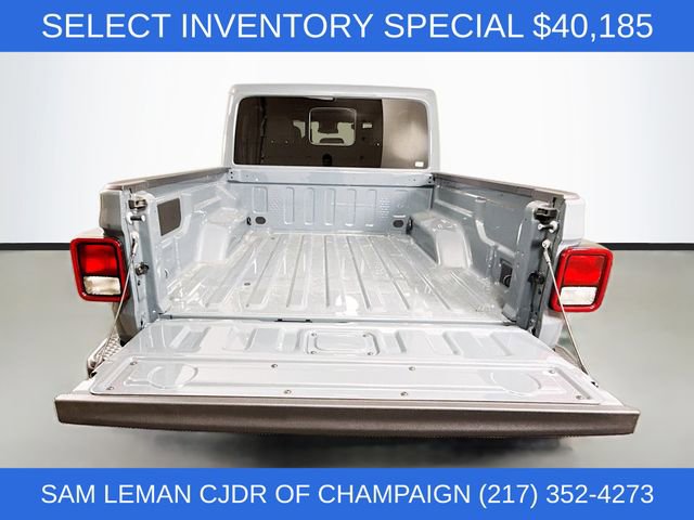 New 2025 Jeep Gladiator Sport image 23