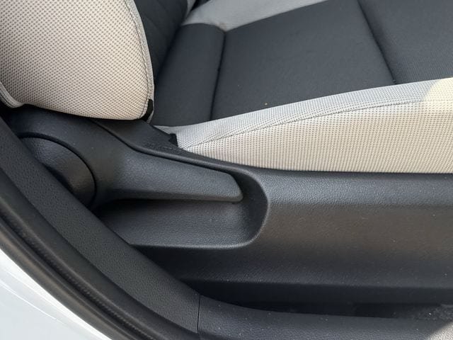 Used 2026 Toyota Corolla LE FWD image 29