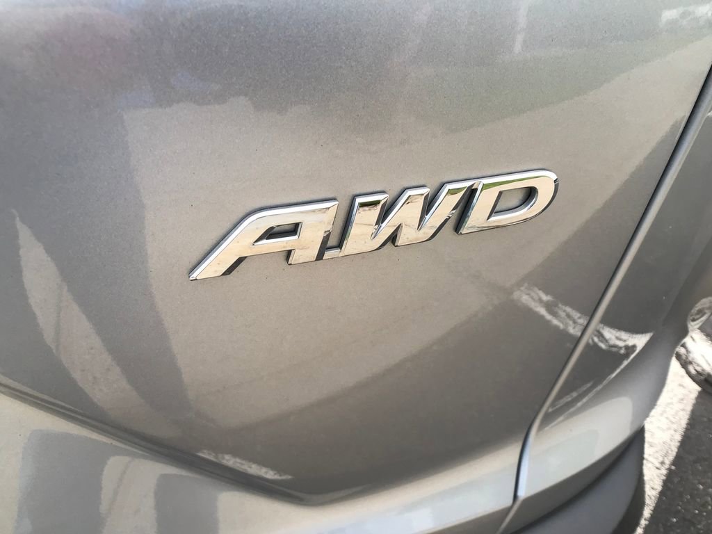 Used 2017 Honda CR-V LX image 27