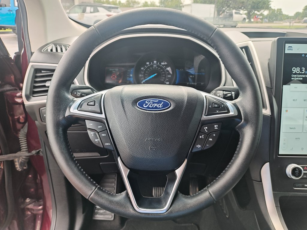Used 2021 Ford Edge SEL AWD/4WD image 17