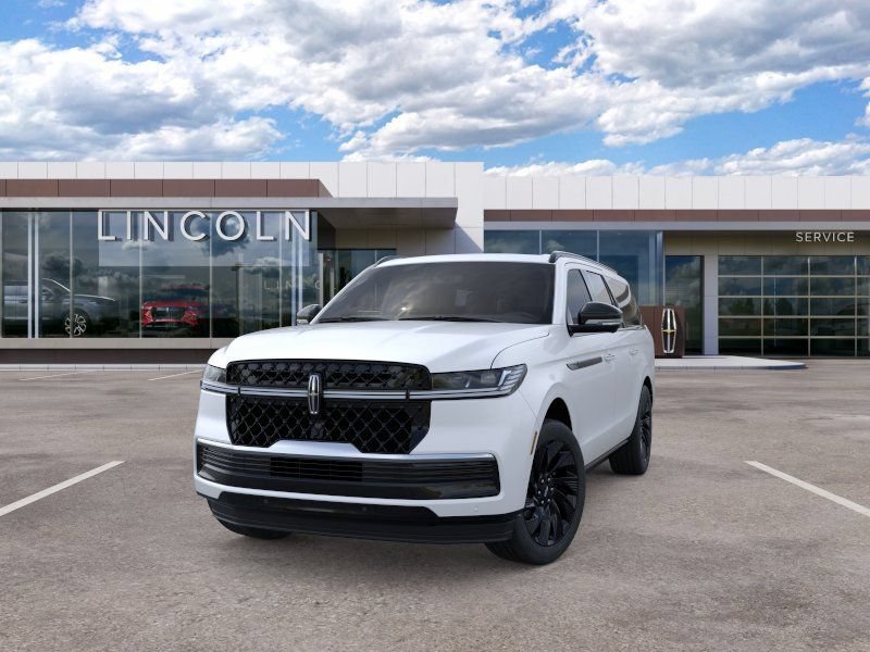New 2026 Lincoln Navigator L Reserve w/ Jet Appearance Package AWD/4WD image 2