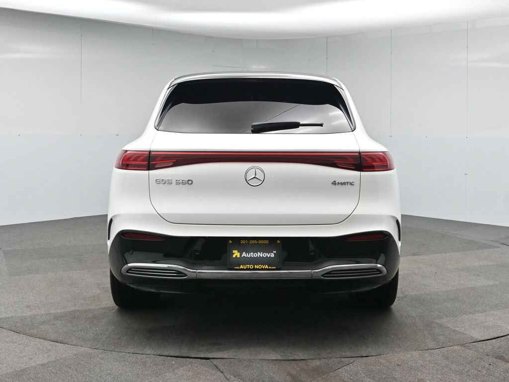 Used 2023 Mercedes-Benz EQS 580 4MATIC SUV image 4