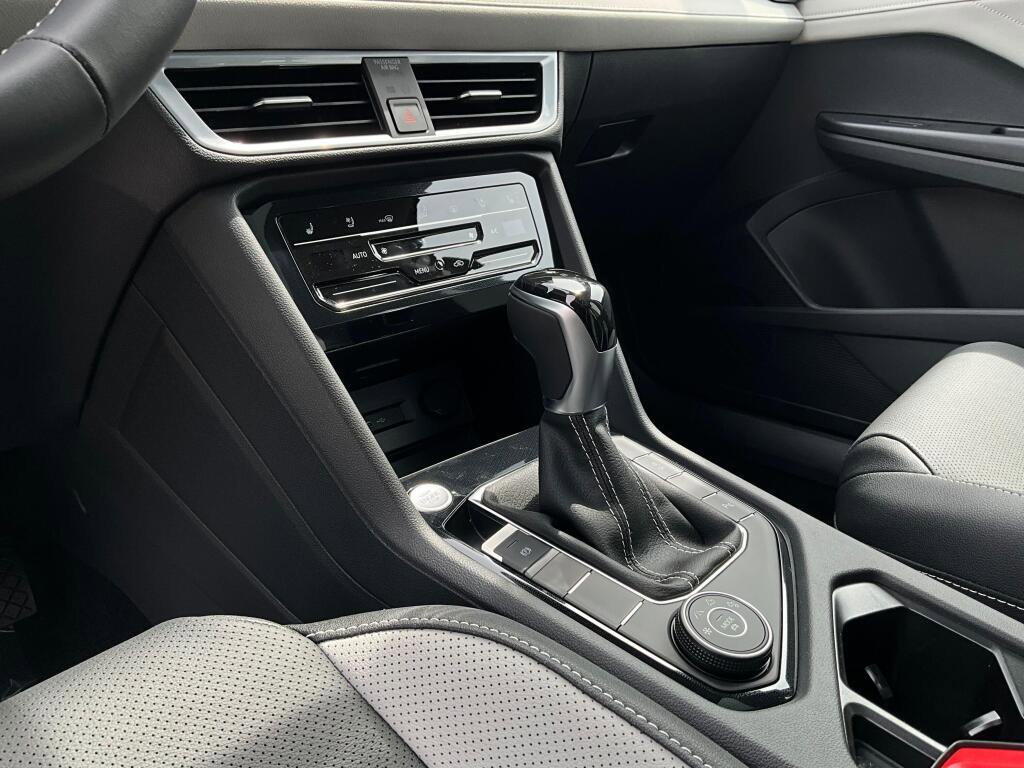 New 2026 Volkswagen Taos SEL AWD/4WD image 20