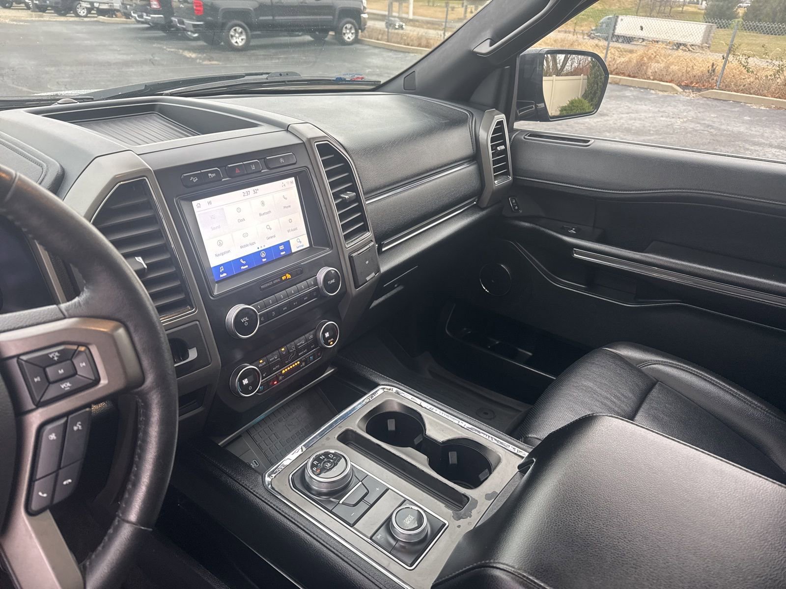 Used 2020 Ford Expedition XLT w/ Equipment Group 202A image 31