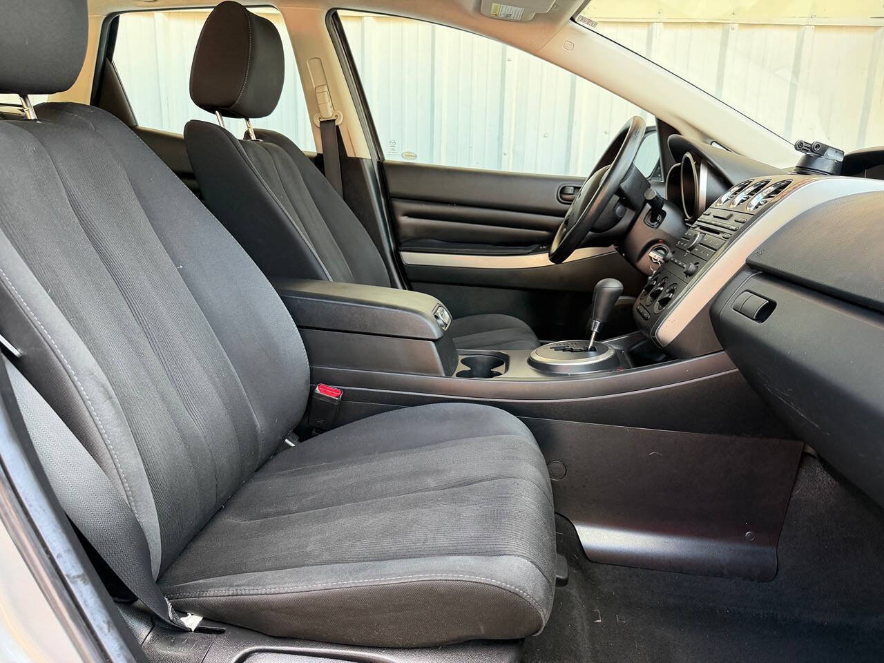 Used 2011 MAZDA CX-7 i SV FWD image 14