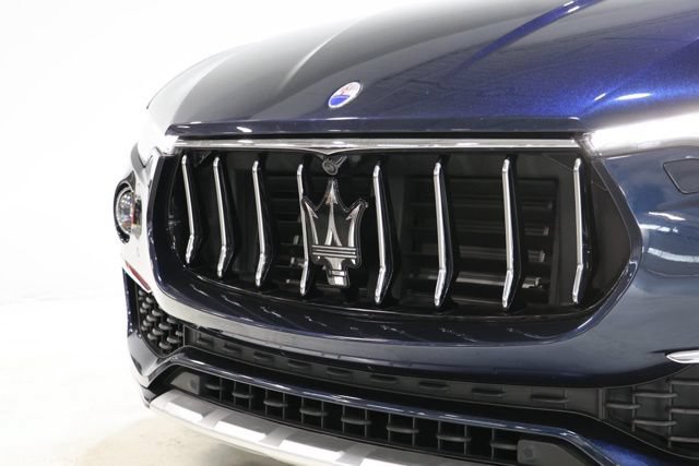 Used 2019 Maserati Levante S GranLusso AWD/4WD image 10