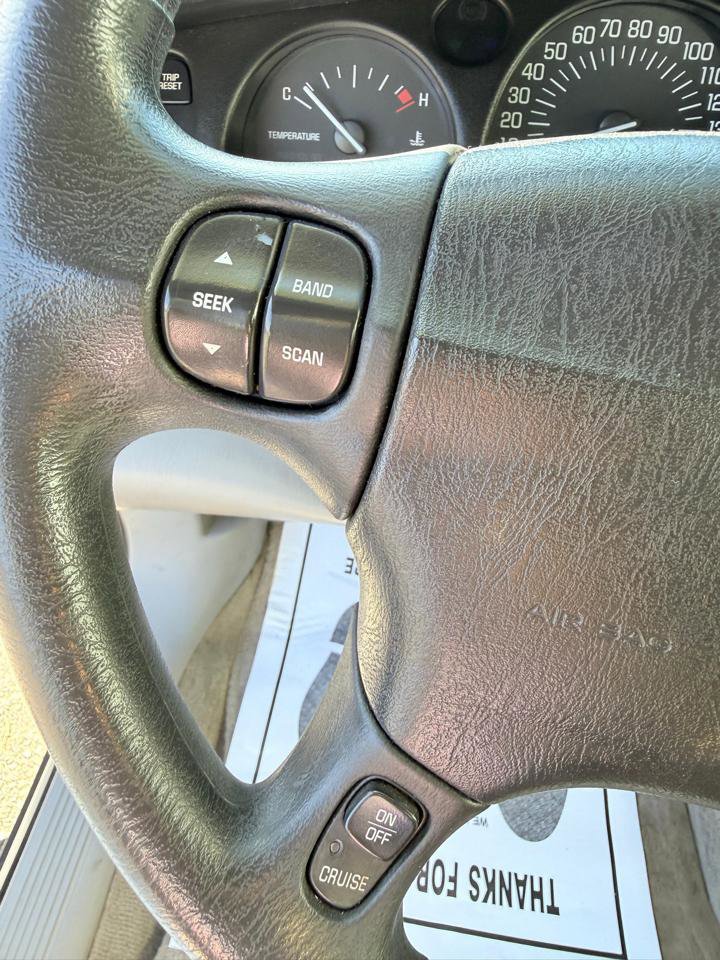 Used 2005 Buick Le Sabre Custom image 19