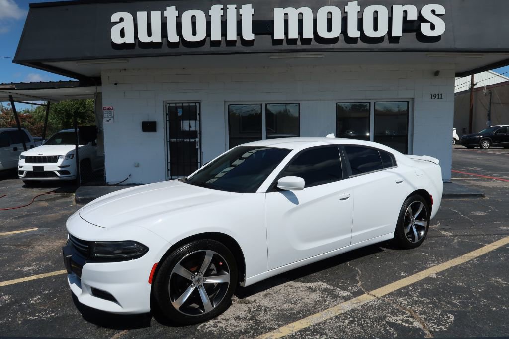 Used 2017 Dodge Charger SXT