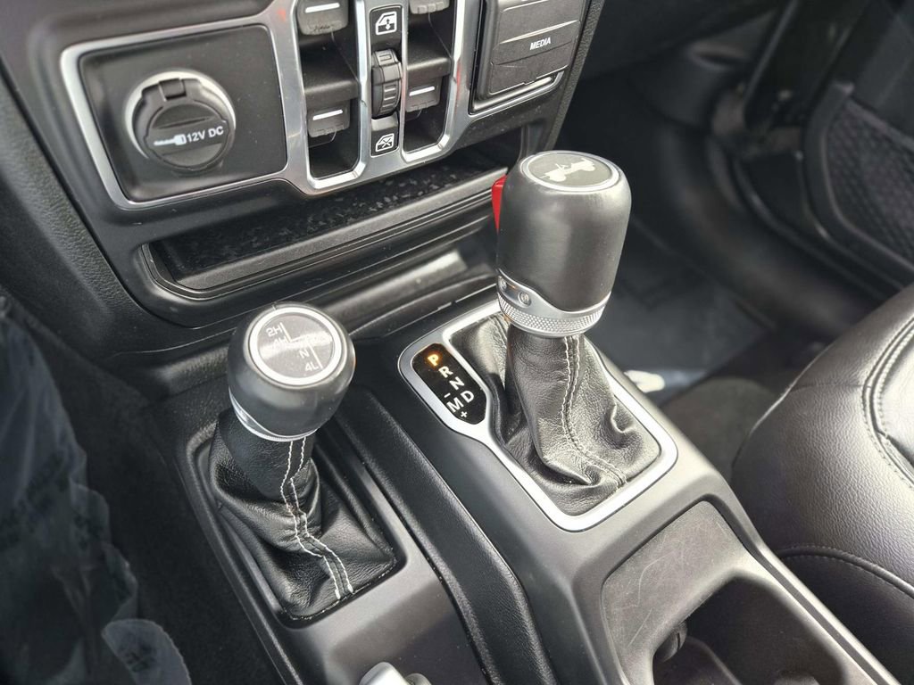 Certified 2021 Jeep Wrangler Unlimited Sahara image 33