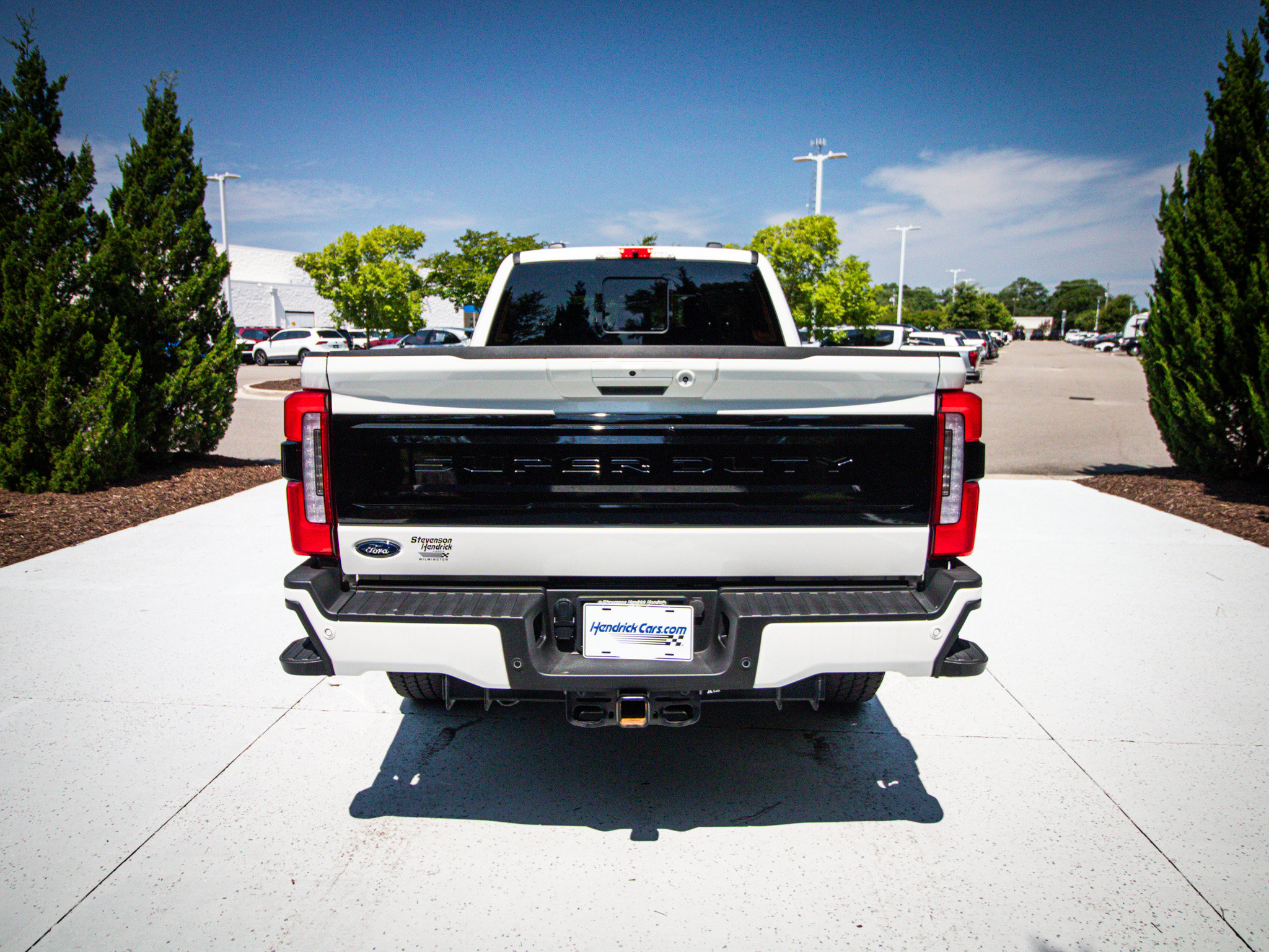 Used 2026 Ford F350 Platinum AWD/4WD image 9