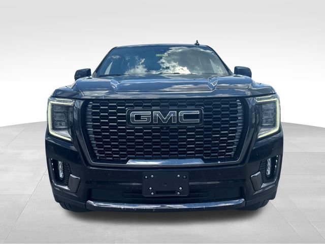 Used 2023 GMC Yukon XL Denali Ultimate w/ LPO, Floor Liner Package AWD/4WD image 2