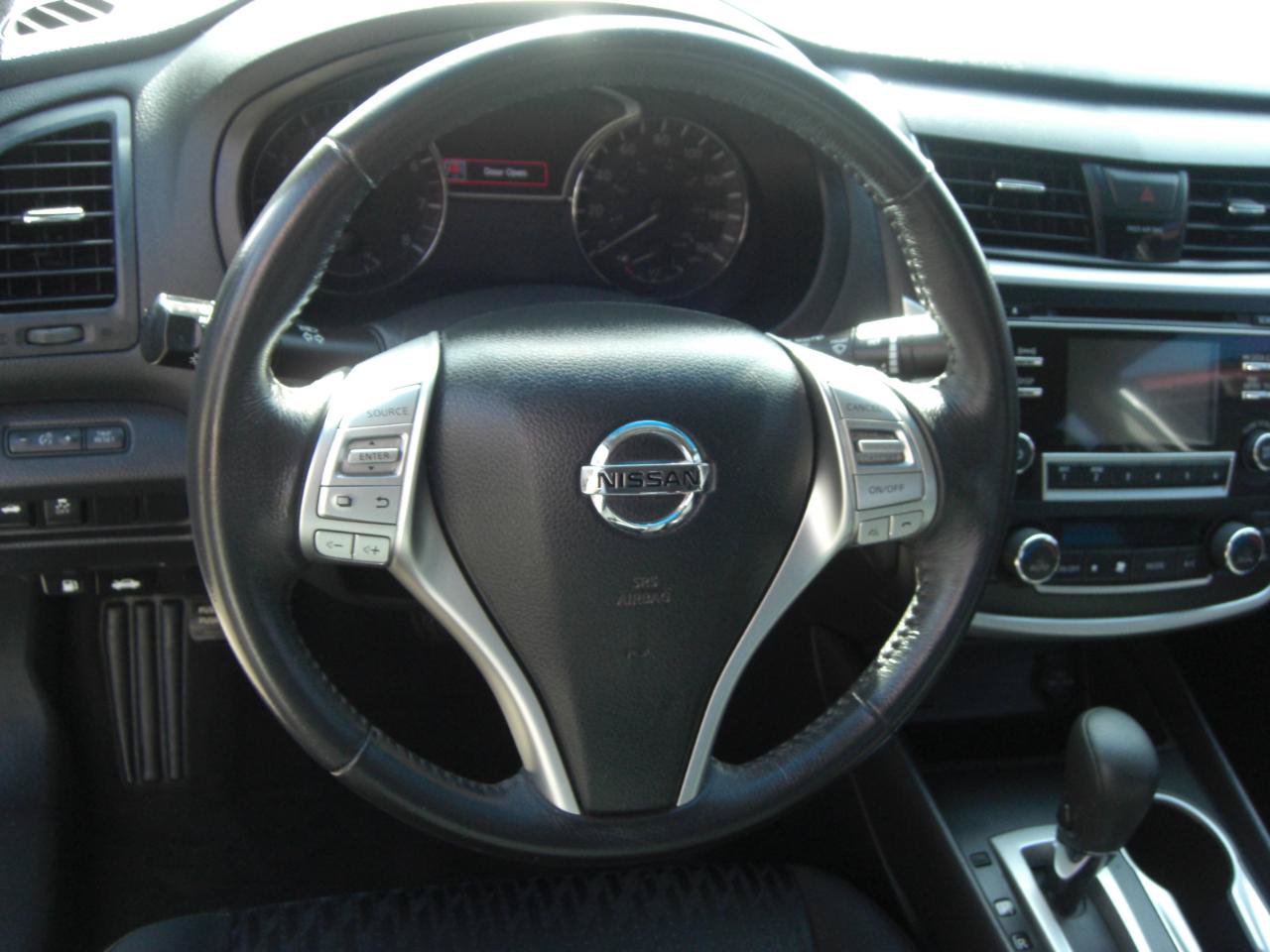 Used 2017 Nissan Altima 2.5 SV FWD image 10