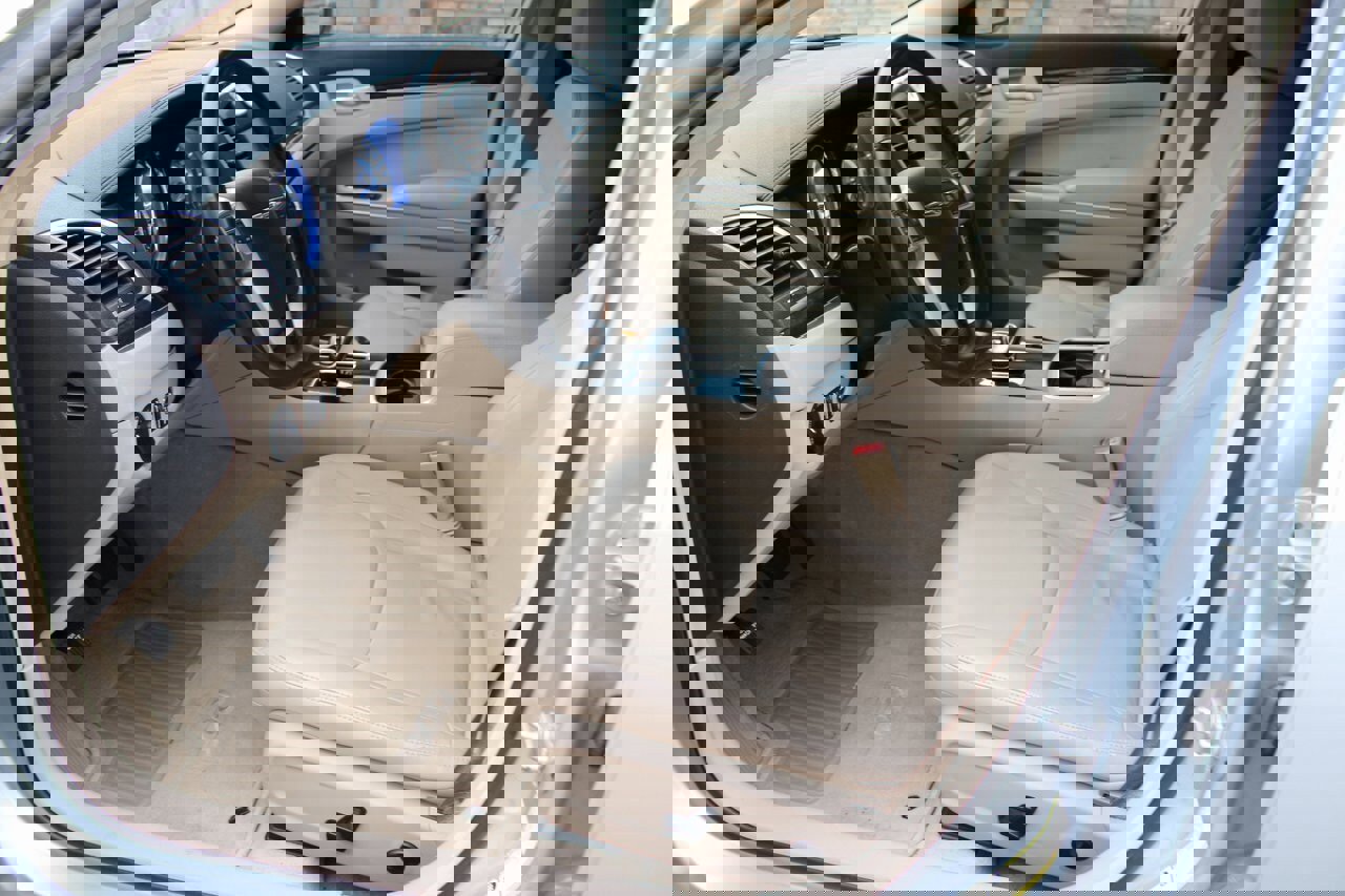 Used 2013 Chrysler 300 image 14