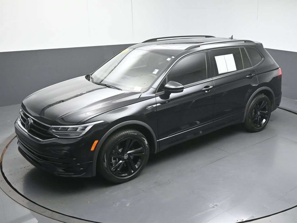 Used 2023 Volkswagen Tiguan SE R-Line FWD image 43
