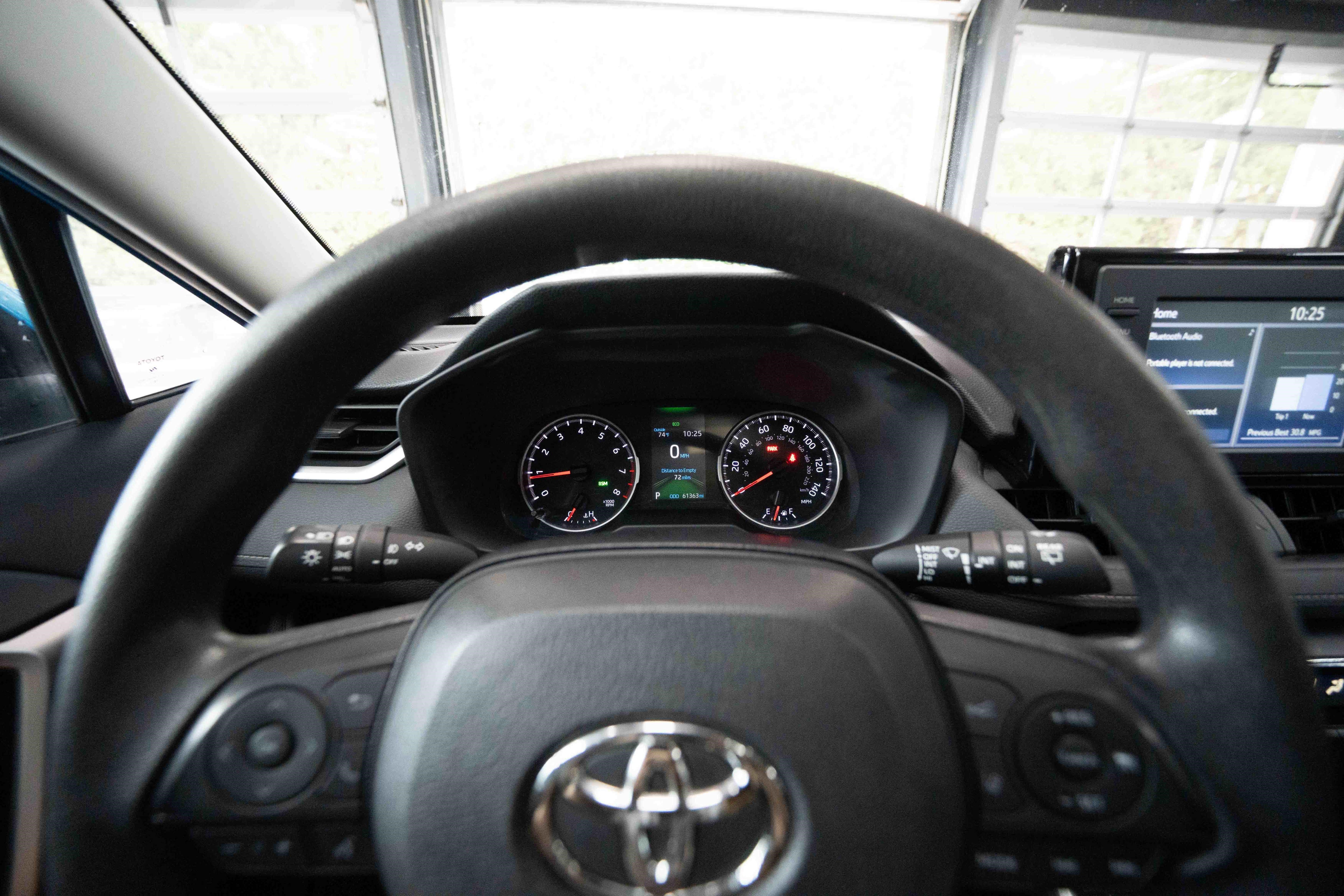 Used 2019 Toyota RAV4 XLE FWD image 15