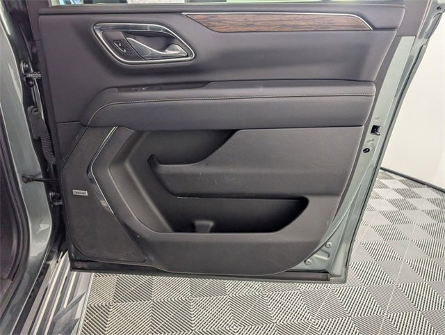 Certified 2023 Chevrolet Suburban Premier image 33