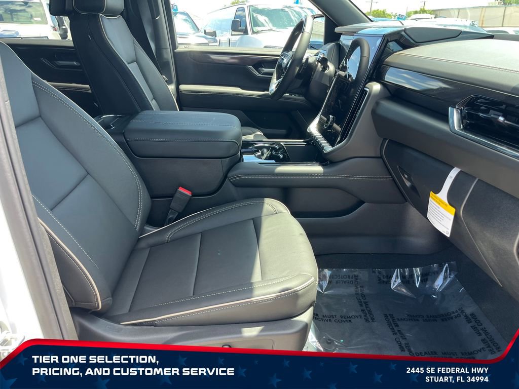New 2026 GMC Yukon XL Elevation w/ Elevation Premium Package AWD/4WD image 20