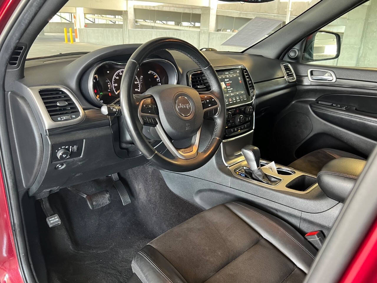 Used 2019 Jeep Grand Cherokee Altitude AWD/4WD image 18