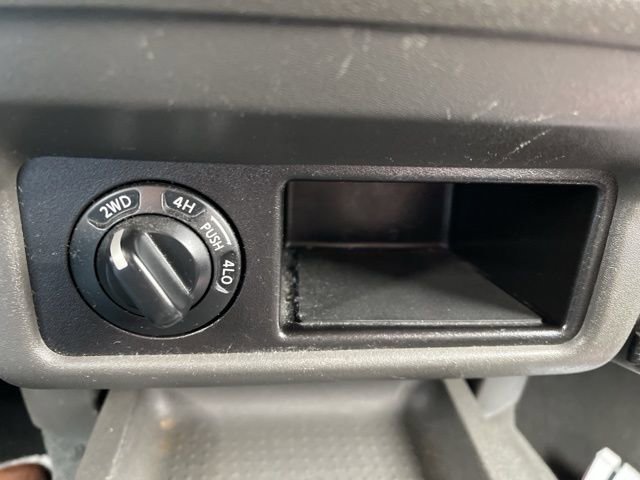 Used 2007 Nissan Frontier SE w/ Power Pkg image 15