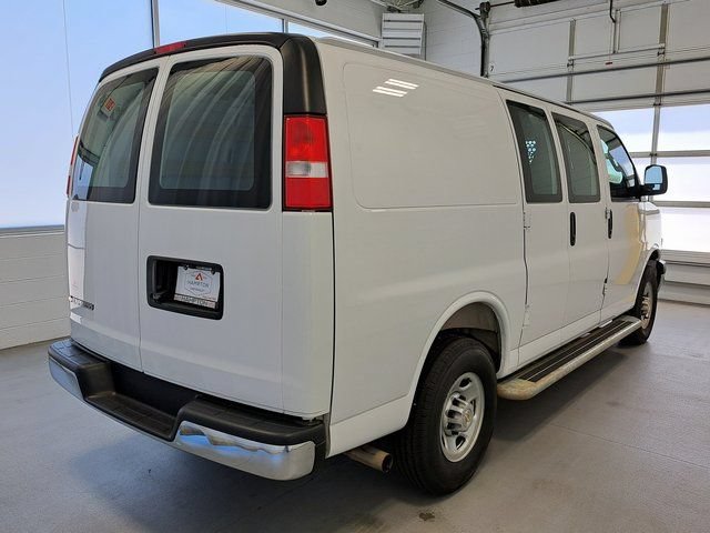 Used 2025 Chevrolet Express 2500 w/ Driver Convenience Package RWD image 5