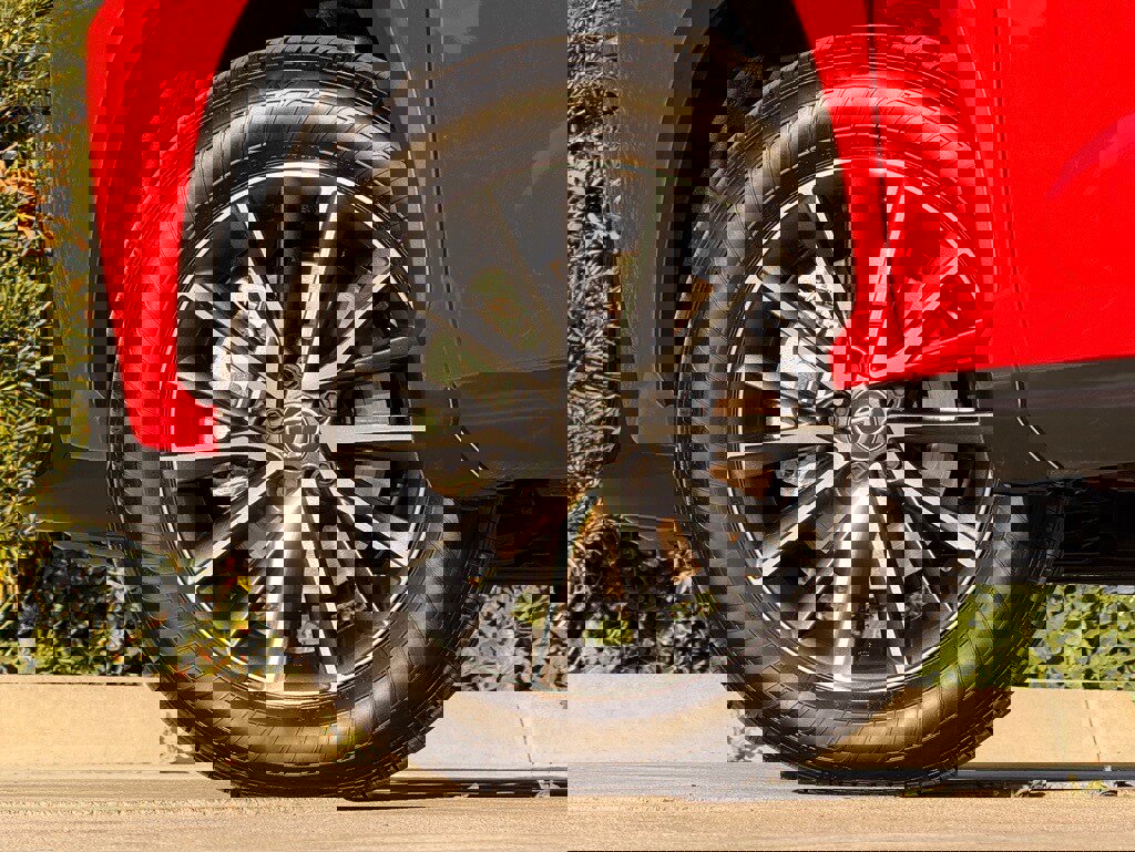 Certified 2025 Lexus NX 250 FWD w/ Premium Package image 9