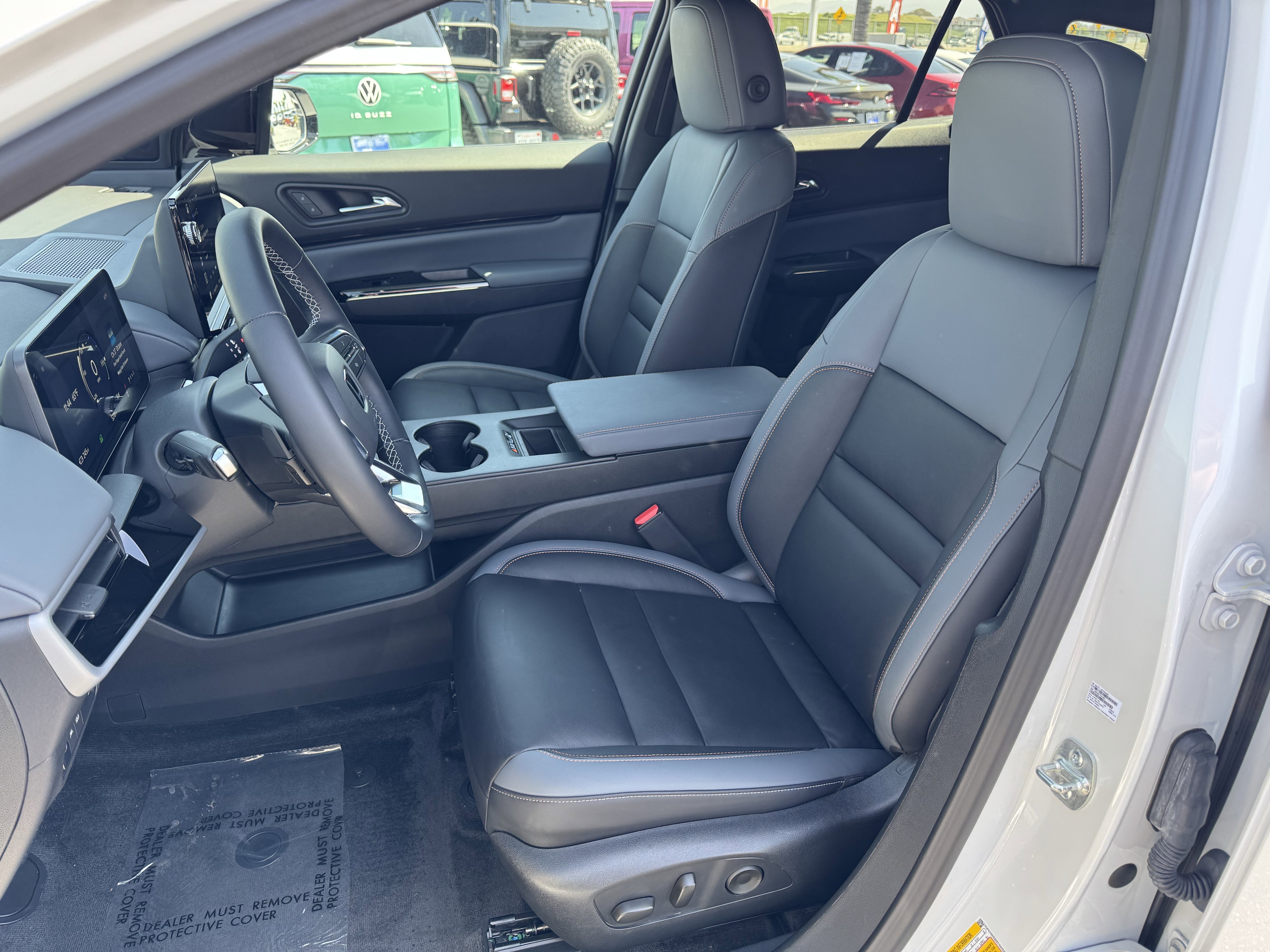 Used 2025 Honda Prologue Touring image 16