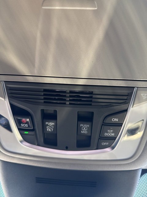 Certified 2025 Acura MDX w/ Technology Package image 35