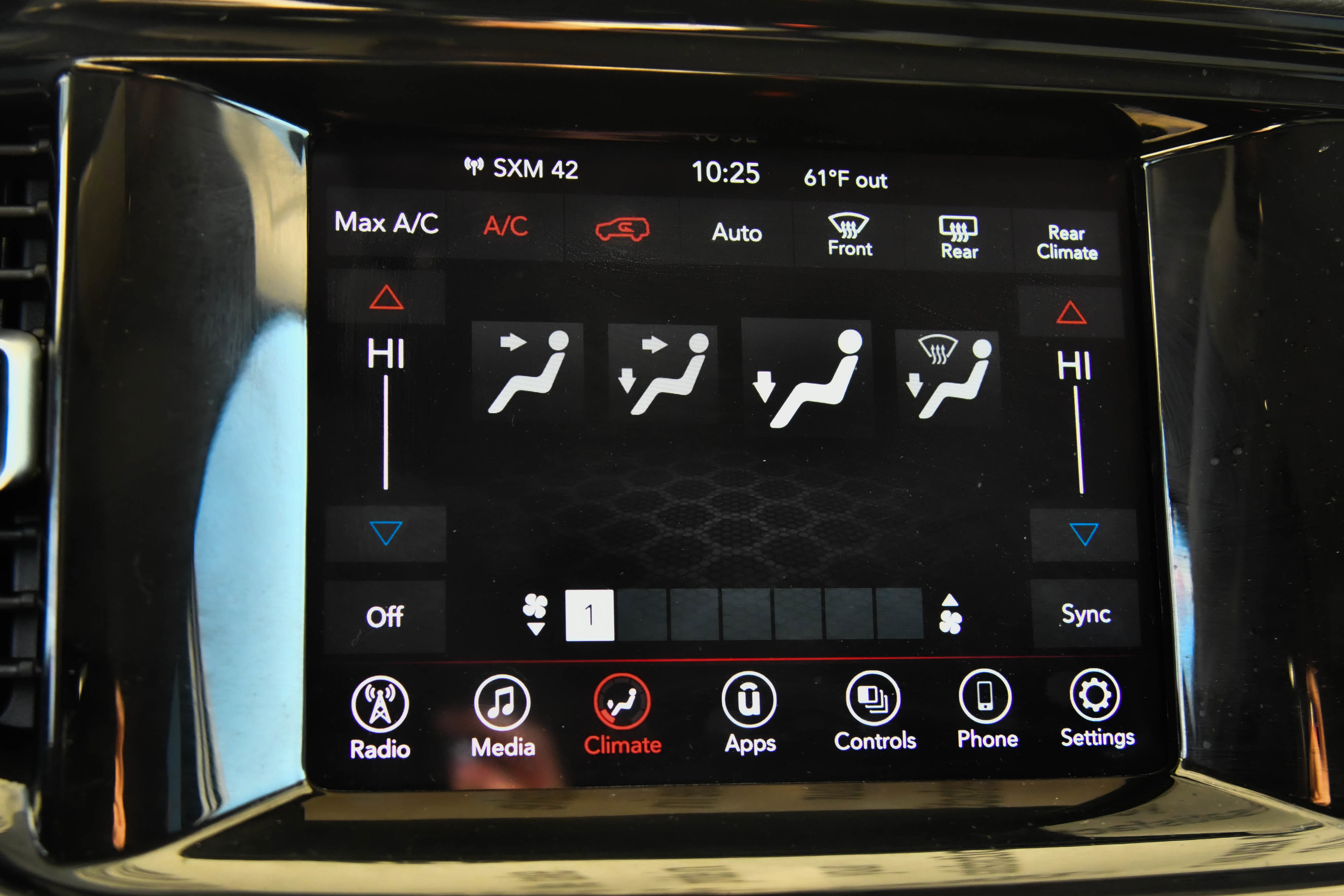 Used 2022 Dodge Durango SXT image 23