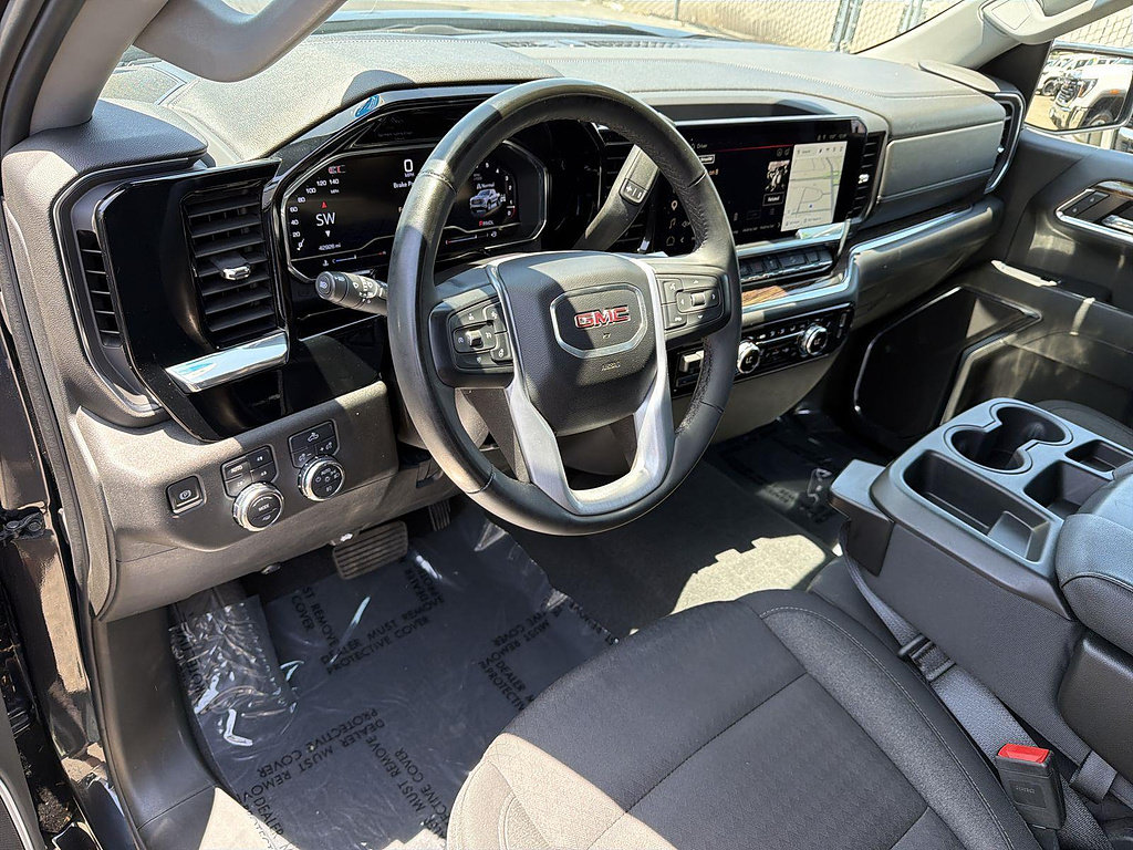 Used 2024 GMC Sierra 1500 Elevation AWD/4WD image 9