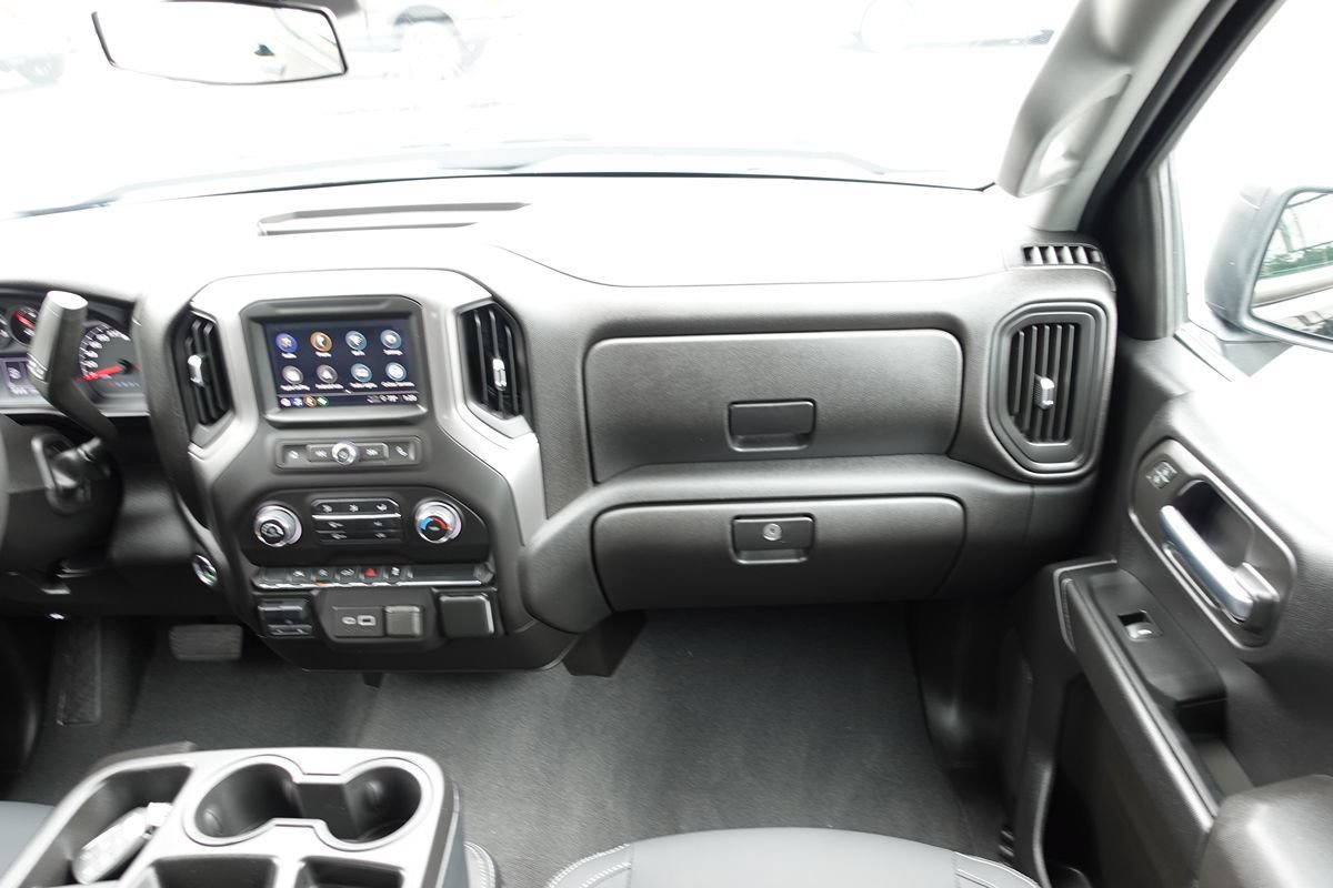 Used 2024 Chevrolet Silverado 1500 Custom AWD/4WD image 39